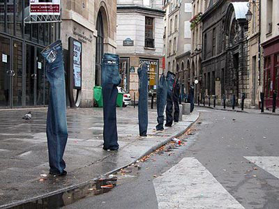 Guerilla_Marketing_Paris_Le.jpg